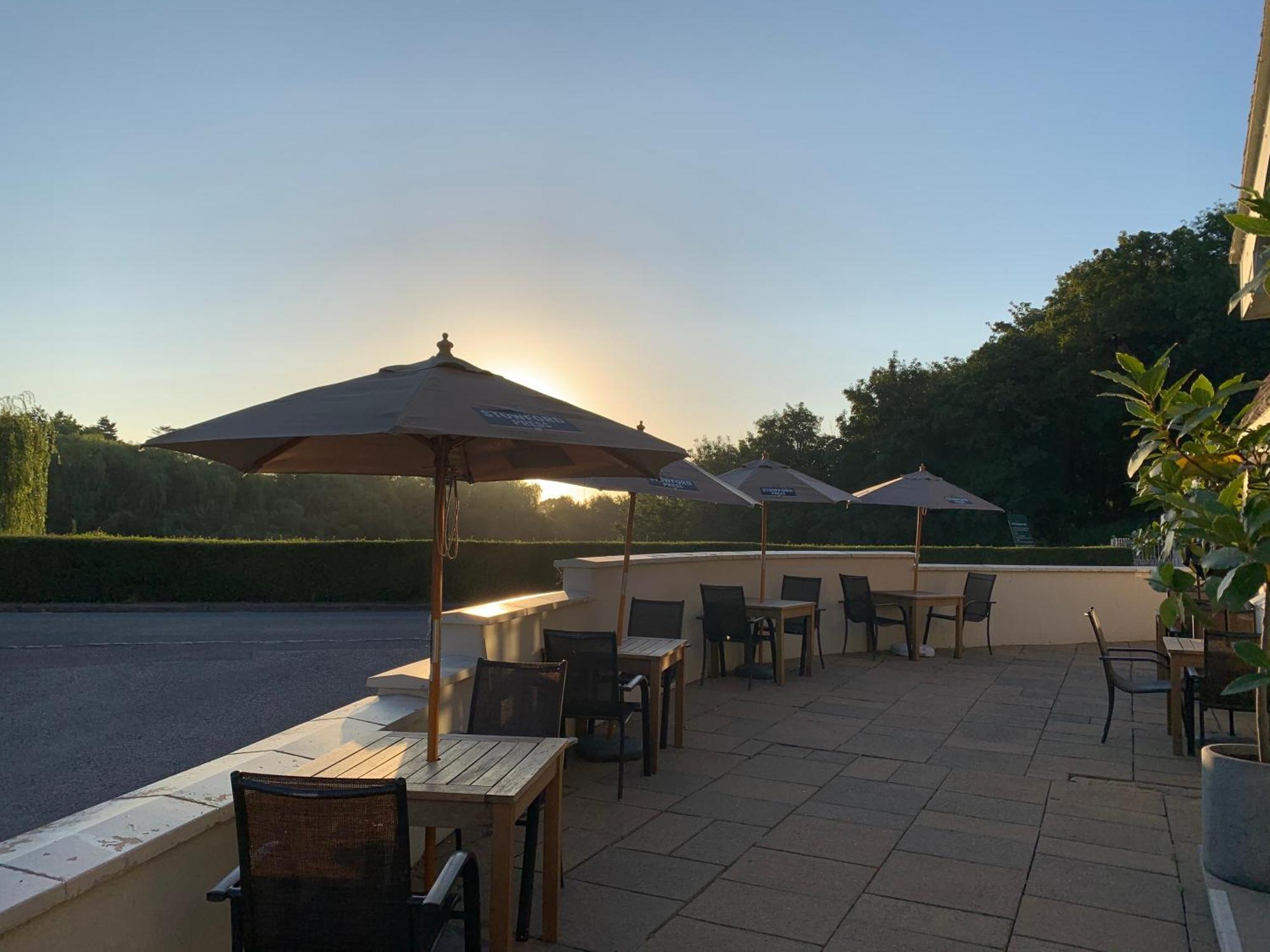 Shillingford Bridge Hotel Wallingford Bagian luar foto