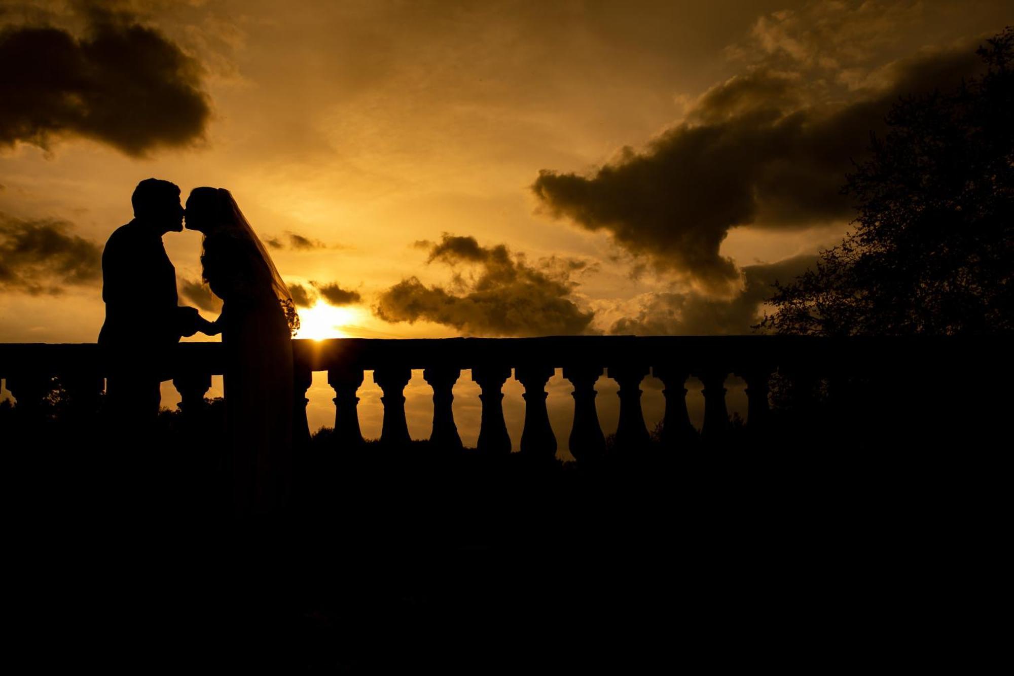 Shillingford Bridge Hotel Wallingford Bagian luar foto