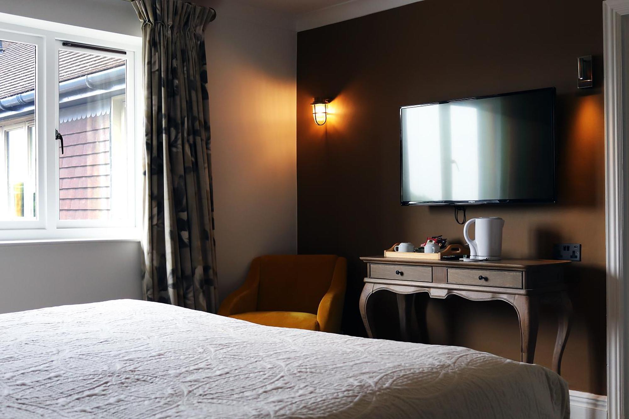 Shillingford Bridge Hotel Wallingford Bagian luar foto